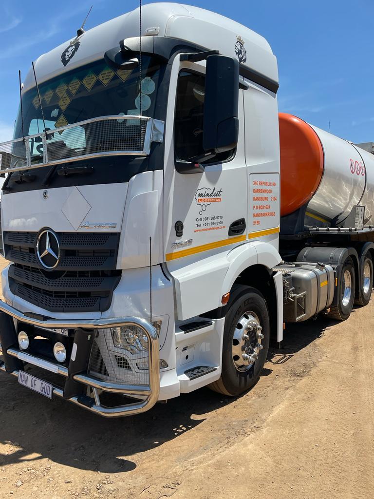 NickJak Logistics Fleet Slide 2